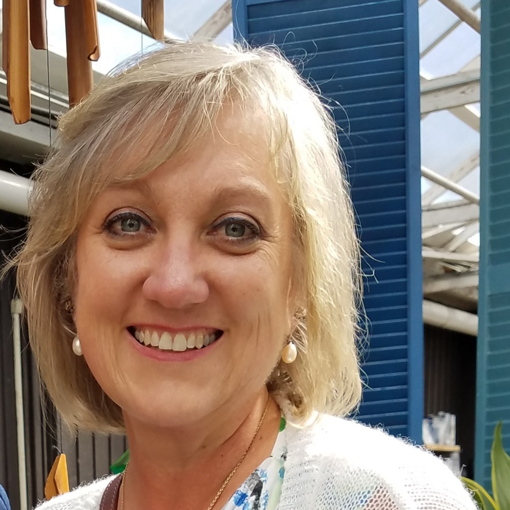 Meet your Posher, Angela